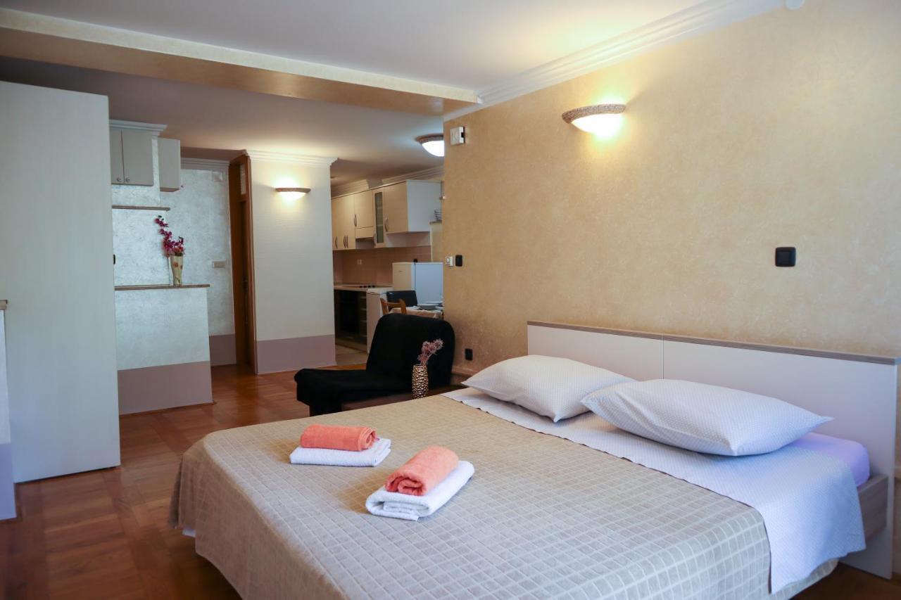 Apartments Okuka Split Zewnętrze zdjęcie